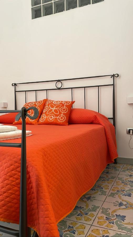 Queen Carolina'S Homes - Apartments In Old Town เนเปิลส์ ภายนอก รูปภาพ
